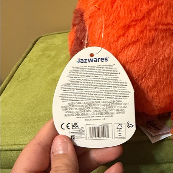 Squishmallows FuzzAMallows Disney Red Panda Mei - Picture 13 of 13